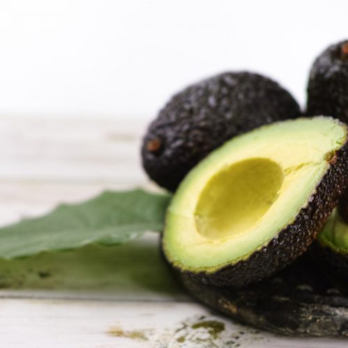 Avocado’s benefits to fight with Metabolic Syndrome, By Dr. Fatemeh Aghanasiri